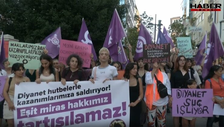 Kadınlar, Diyanet'in hutbesine tepki için toplandı