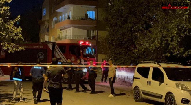 Malatya'da çatı çöktü, anne ve kızı son anda kurtuldu