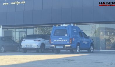Mobilya imalathanesinde feci kaza! 3. kattan asansör boşluğuna düştü