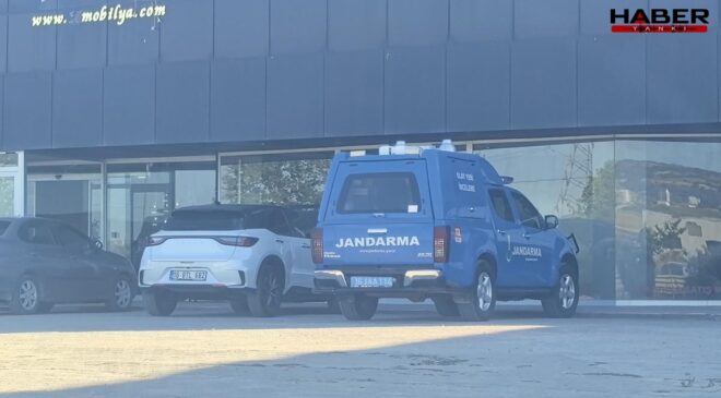 Mobilya imalathanesinde feci kaza! 3. kattan asansör boşluğuna düştü