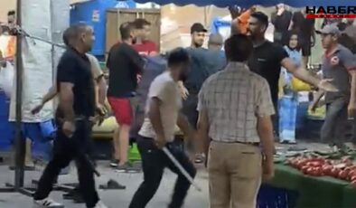 Pazarcılar kavga etti, sopalar, yumruklar, tekmeler havada uçuştu