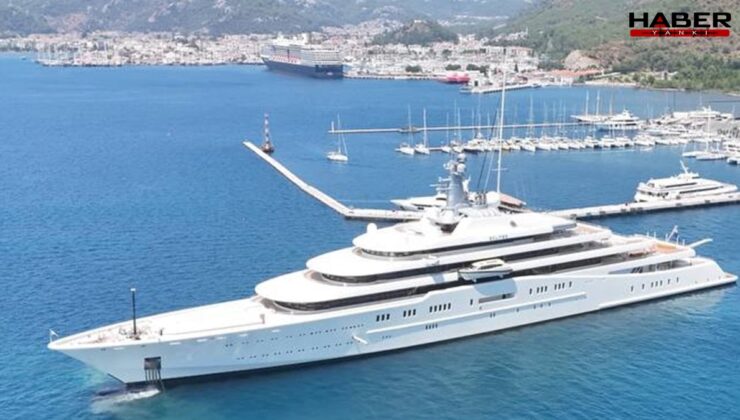 Rus milyarder Abramoviç'in yatı Marmaris'ten demir aldı