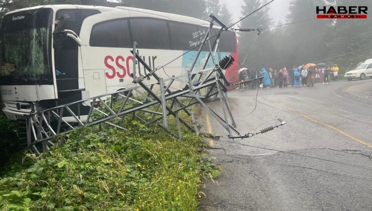Trabzon'da tur otobüsü kaza yaptı