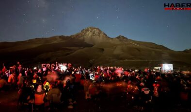 Türkiye'de görsel şölen: Perseid meteor yağmuru nefes kesti