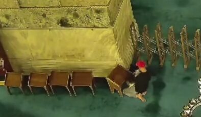 Vakıflar Genel Müdürlüğü'nden, Ayasofya'daki kundaklama girişimine ilişkin açıklama