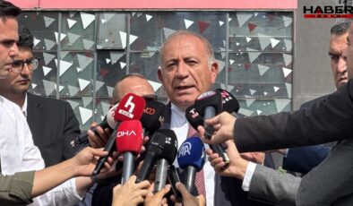Gürsel Tekin, Özgür Özel gelmeden CHP binasından ayrıldı