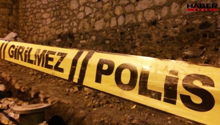 Kocaeli Gebze’de panelvan ile hafif ticari araç çarpıştı