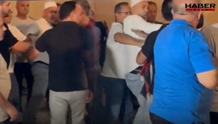 Mevlid Kandili'nde Atatürk gerginliği! Cami bahçesinde arbede çıktı