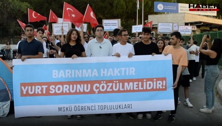 Öğrenciler barınma sorunu için sokağa çıktı