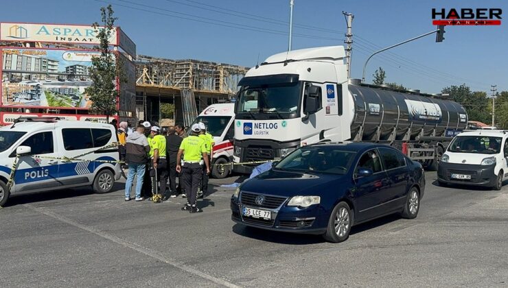Tekerlekli sandalyedeki kızını yolun karşısına geçirmek isterken TIR çarptı