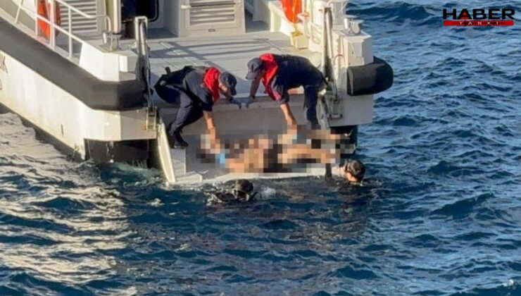 Denizde yüzme maskeli cesedi bulundu