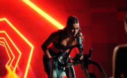 Disney+’ın Afra Saraçoğlu’nun Başrolünde Yer Aldığı ‘Pera’ Kod Adlı Dizisinin Çekimleri Tamamlandı!