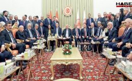 ‘Hain-katil’ dediklerini çaya sohbete çağırmış