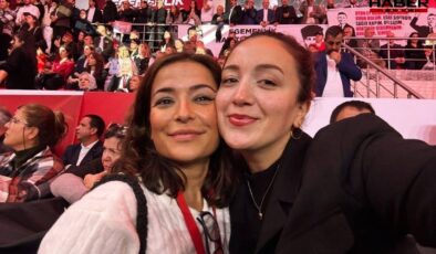 Erdoğan bariyerine itiraz ettiği için tutuklanan tiyatrocu: Kadın polis üzerime atladı, yerde tekmeledi