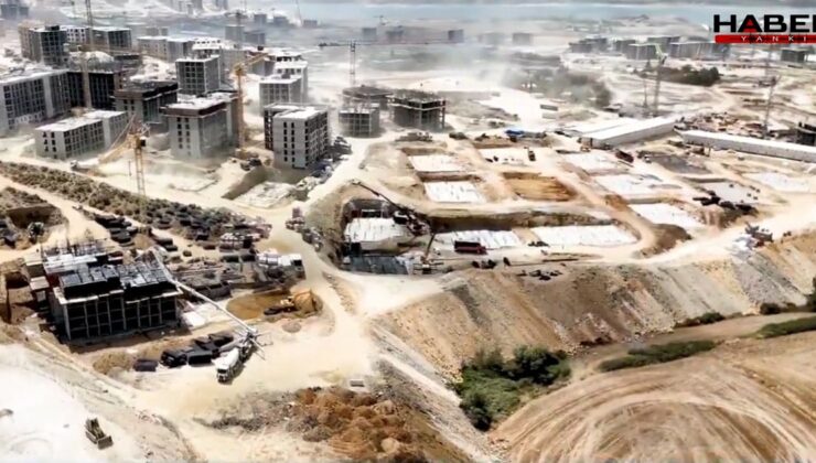 İstanbul'da rant kokulu Arapça ilanlar