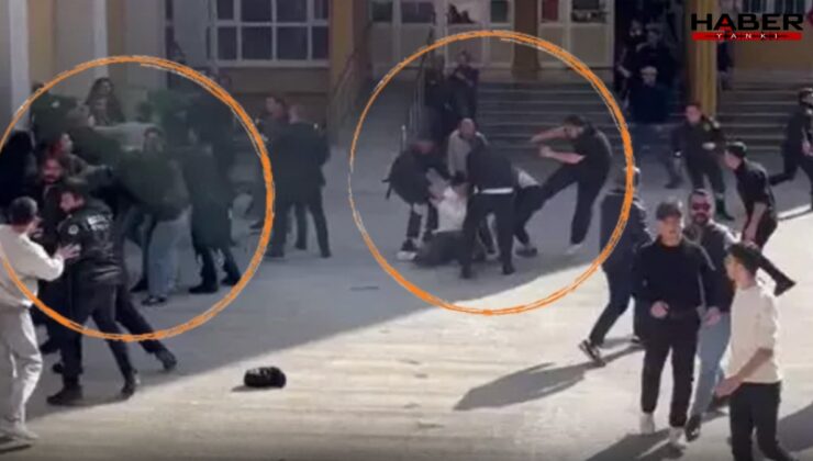 Kavga çıkaran slogan: Birileri yine üniversiteleri karıştırmaya başladı
