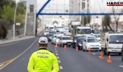 Milyonlarca sürücüyü ilgilendiriyordu! Trafik yasası askıya alındı