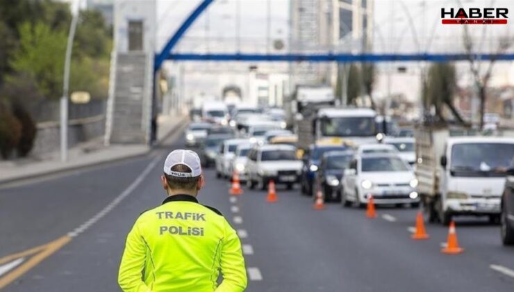 Milyonlarca sürücüyü ilgilendiriyordu! Trafik yasası askıya alındı