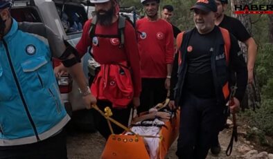 Ormanda ayağı kırılan turisti AFAD kurtardı