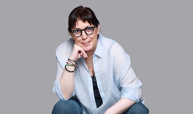 Tuba Ayşe Özgür’den Büyülü Gerçekçiliğin Derinliklerinde Yeni Bir Yolculuk: Kedi Uykusu