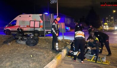 Uşak'ta feci kaza: 1'i ağır 2 yaralı