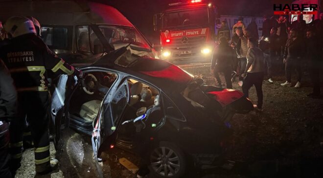 5 araç birbirine girdi, ortalık kan gölüne döndü: Ölü ve yaralılar var