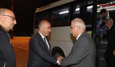 AYM Başkanı’nı vali ve AKP’li vekil birlikte karşıladı