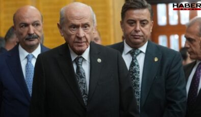 Bahçeli 'Üç arkadaşımla giderim' demişti: İlk aday AKP'den çıktı