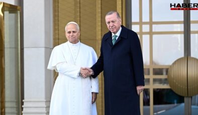 Cumhur İttifakı’nda Papa çatlağı: Peş peşe zehir zemberek tepkiler