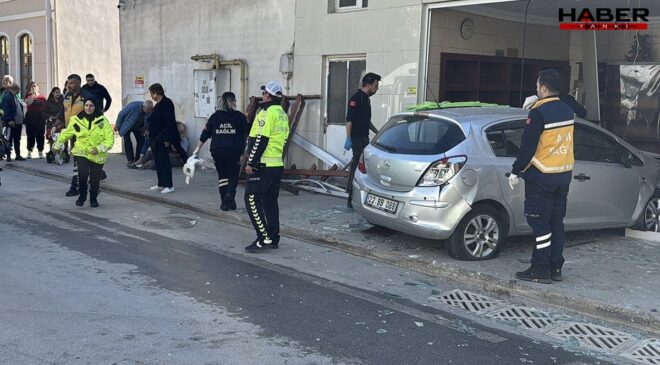 Edirne’de otomobil fırına daldı: 4 yaralı