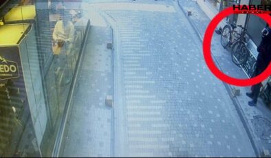 Film gibi 'kasklı' soygun: Kilolarca altınla kaçtı