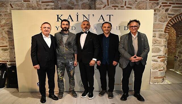 ‘Kain’at’ Sergisinin Açılış Galası Tarihi Hamamda Gerçekleşti