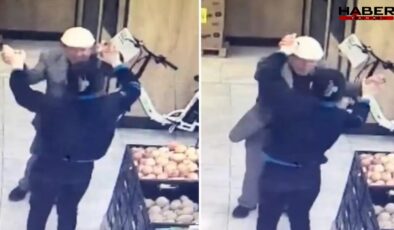 Market çalışanı genç kız, yaşlı amcayla böyle dans etti