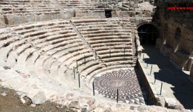 Medusa mozaiğinin üzeri kapatıldı