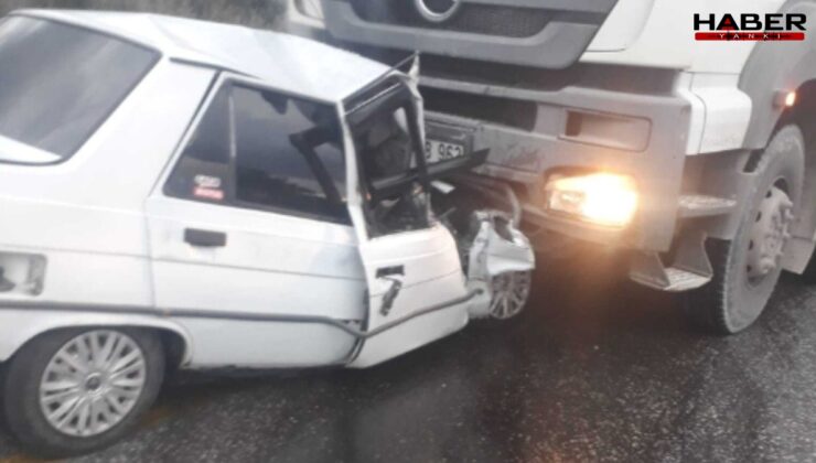 Otomobil ile kamyon kafa kafaya çarpıştı: 1 ölü, 1 yaralı