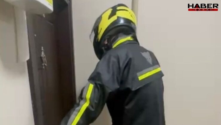 Polis 77 yıl hapis cezasıyla aranan firariyi kurye kılığına girip yakaladı!