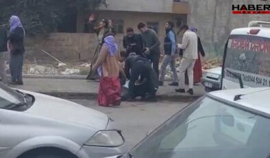Şanlıurfa'da sokak ortasında taşlı sopalı kavga!