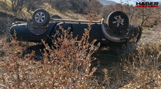 Sivas'ta devrilen pikaptaki öğretmen öldü