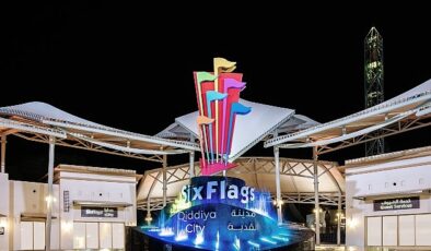 Suudi Arabistan Çölüne İki Dev Eğlence: Aquarabia ve Six Flags