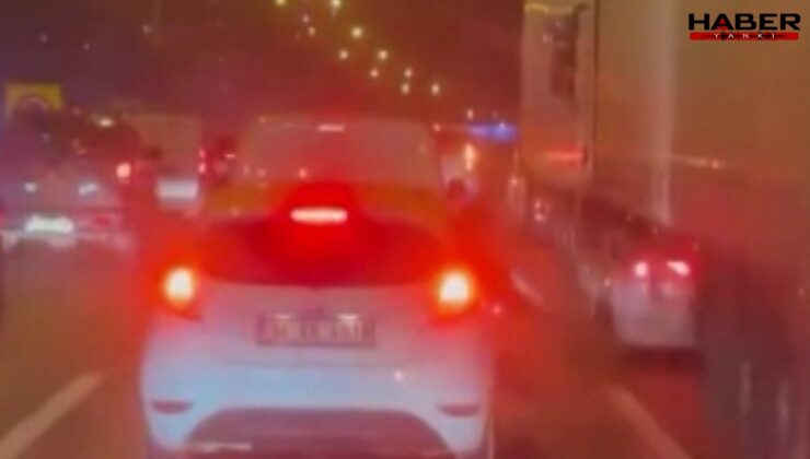 Tartıştıkları TIR şoförüne sopayla saldırdılar!