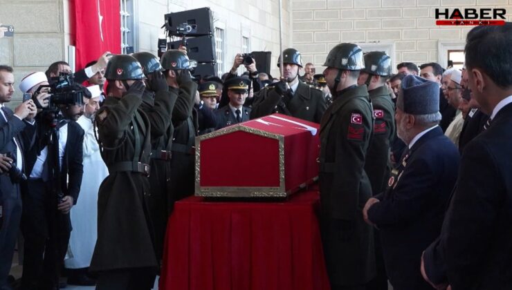 Türkiye bir şehidini daha uğurladı
