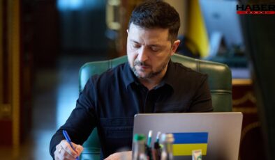 Zelenskiy: Rusya bir haftada yaklaşık 1000 İHA ve 980 güdümlü hava bombası fırlattı