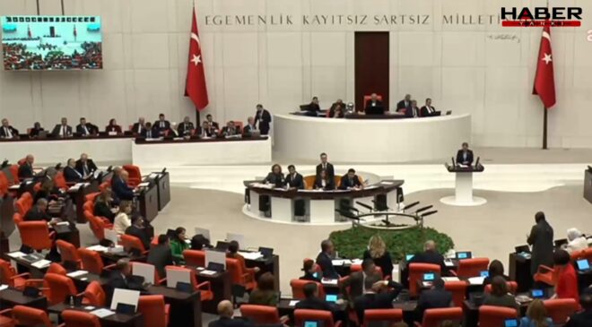 AKP ile muhalefet arasında 'utanıyorum-utanmıyorum' tartışması