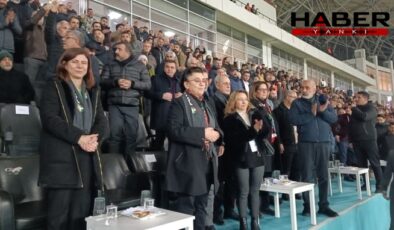 Amedspor davet etti; Leyla Zana tribünde