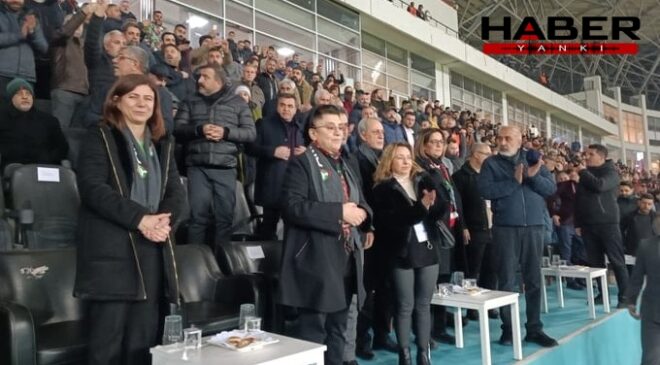Amedspor davet etti; Leyla Zana tribünde