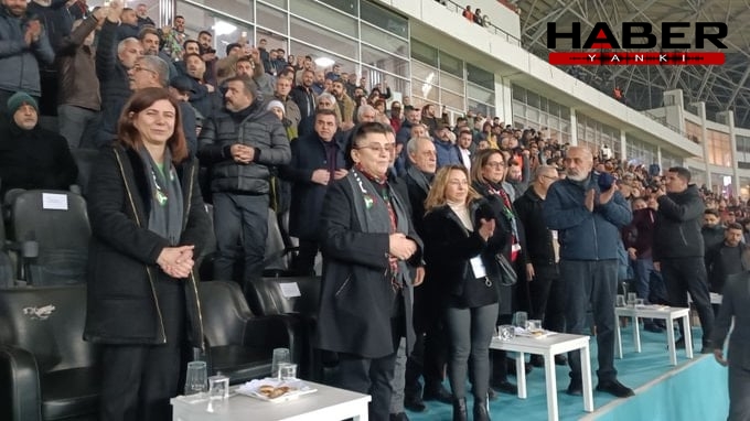 Amedspor davet etti; Leyla Zana tribünde