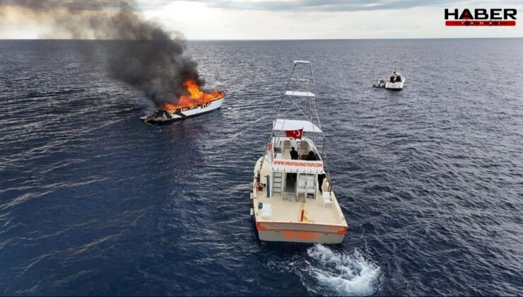 Antalya'da yelkenli yat alev alev yandı