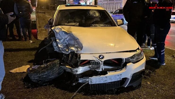 Atakum’da iki otomobil çarpıştı: 2 asker yaralandı