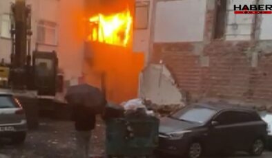 Bahçelievler'deki yangın korkuttu: İki kişi gözaltında