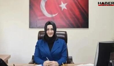 Başkanlığa gelir gelmez Atatürk portresini indirdi